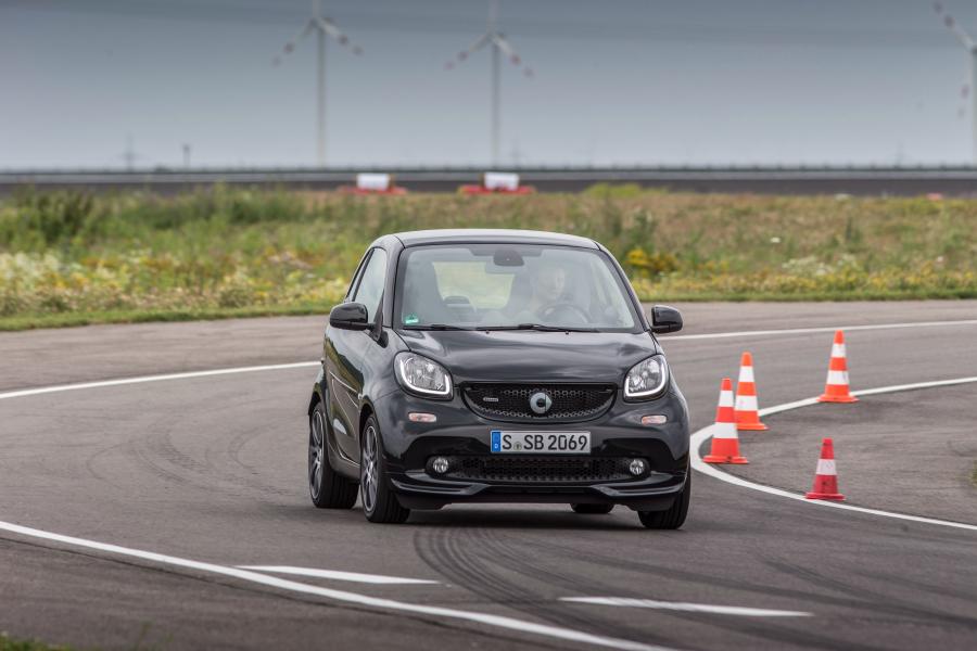  Smart ForTwo Xclusive Coupe by Brabus 2016 года  (фото 18 из 29)
